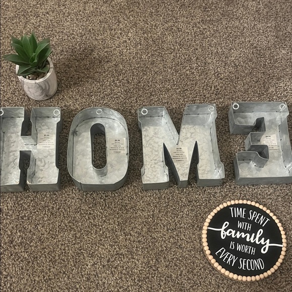 Metallic HOME Wall Decor - Picture 4 of 4